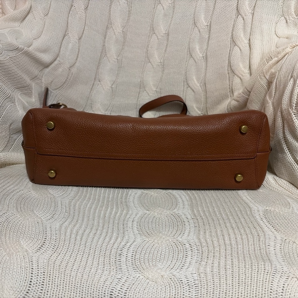 Coach Tabby Hobo Saddle Pebbled Leather Shoulder Bag with Gold Hardware. - Picture 7 of 7